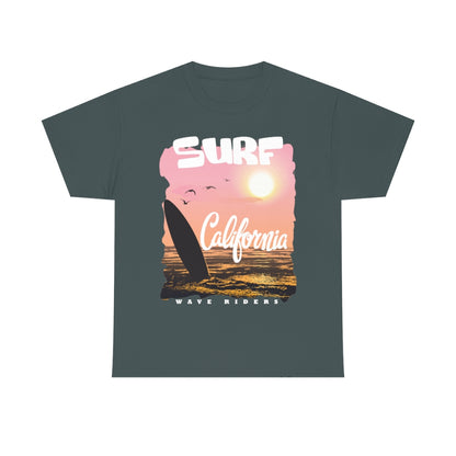 Surf California Retro T-shirt - Unisex Heavy Cotton Tee