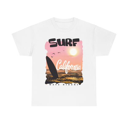 Surf California Retro T-shirt - Unisex Heavy Cotton Tee